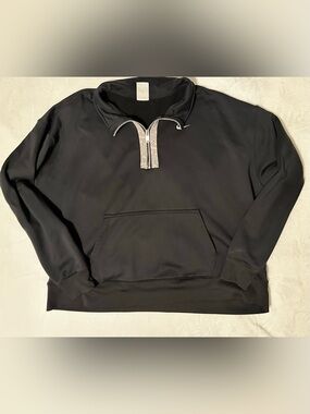1x Women's Nike Black Quarter-Zip Pullover Sweatshirt